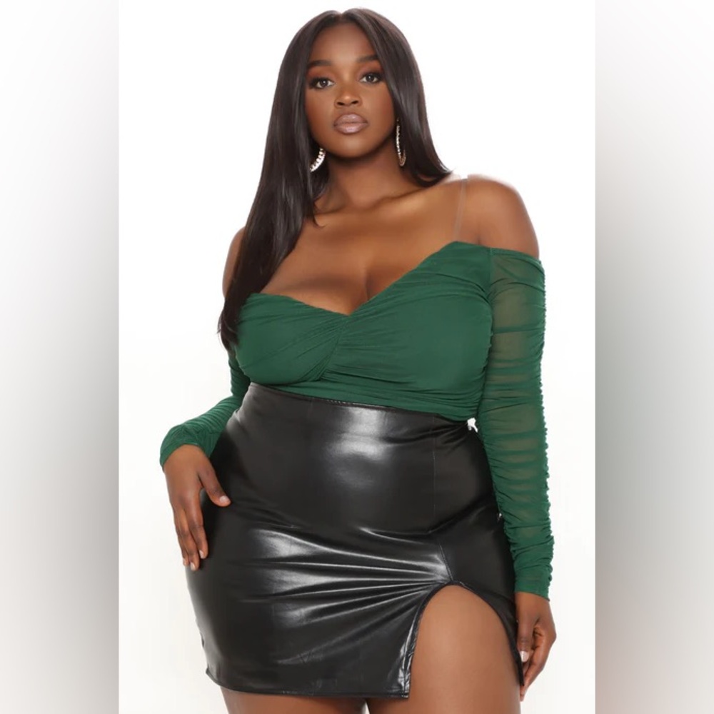Fashion Nova Hunter Green Mesh Bodysuit Size 1XL- NWOT